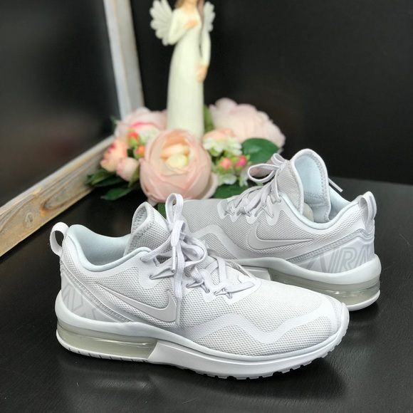 NWT Nike Air Max Fury White/ Pure Platinum WMNS - Picture 3 of 8